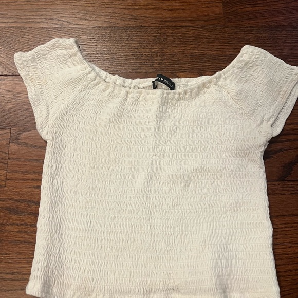 Brandy Melville off the shoulder top - Picture 2 of 3